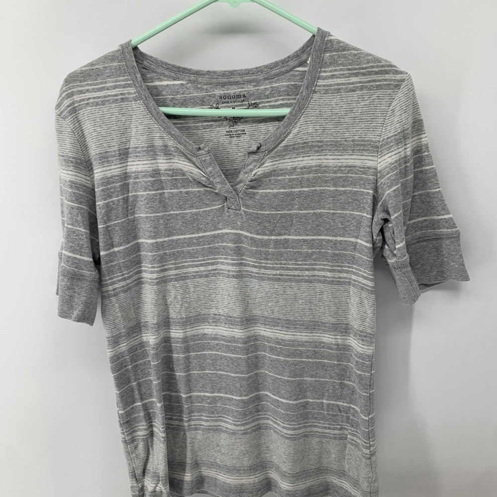 Lot Of 6 Women's Tops, 1 New Elbow Sleeve, Short Sleeve, Sleeveless Shirts - Picture 5 of 16